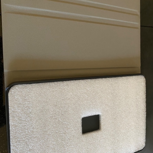 MOKA Tablet Case 10.1" Inch - Picture 2 of 15